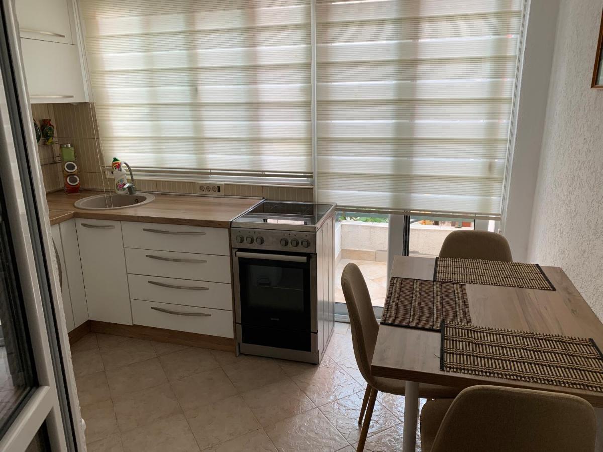 Apartmani Jedro Rafailovici Kültér fotó